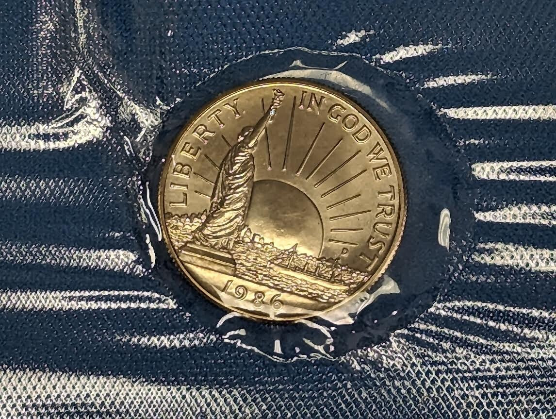 1986 US Statue of Liberty Uncirculated Half Dollar Commemorative Coin